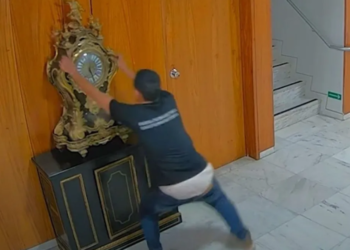 Relógio histórico destruído durante os atos de 8 de janeiro será reintegrado ao acervo da Presidência, após restauração na Suíça