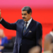 Isolado, Nicolás Maduro toma posse e diz que ‘ninguém impõe presidente à Venezuela’