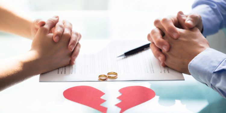 Justiça toma decisão sobre pedido de mulher que queria usar sobrenome do ex após divórcio