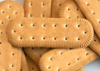 Perigo; Pesquisa encontra substâncias cancerígenas em biscoito de maisena. “Tem Veneno Nesse Pacote”