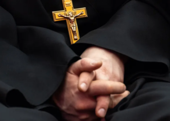 Portugal; Padre é julgado por 18 crimes de pornografia infantil e abuso sexual de crianças em Braga