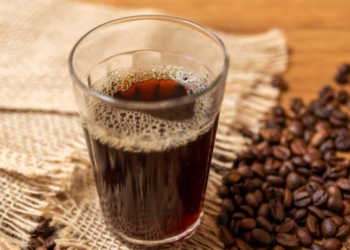 Paixão nacional: Brasileiro consome, em média, 1.430 xícaras de café por ano. “Tá, mas por que está tão caro?”