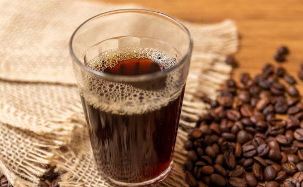 Paixão nacional: Brasileiro consome, em média, 1.430 xícaras de café por ano. “Tá, mas por que está tão caro?”