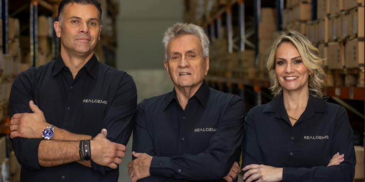 REALGEMS conquista título nacional de marca mais lembrada na hotelaria