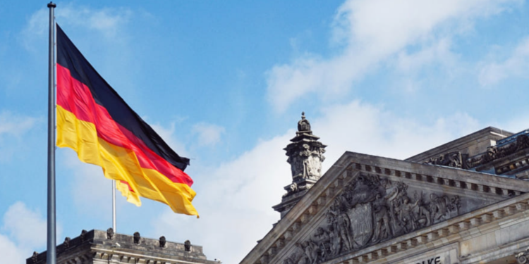 Eleições antecipadas na Alemanha: eleitores vão às urnas neste domingo (23)