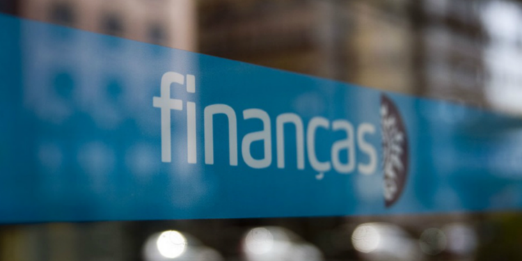 Será julgado um  ex-funcionário da Direção das Finanças de Coimbra que desviou 430 mil Euros