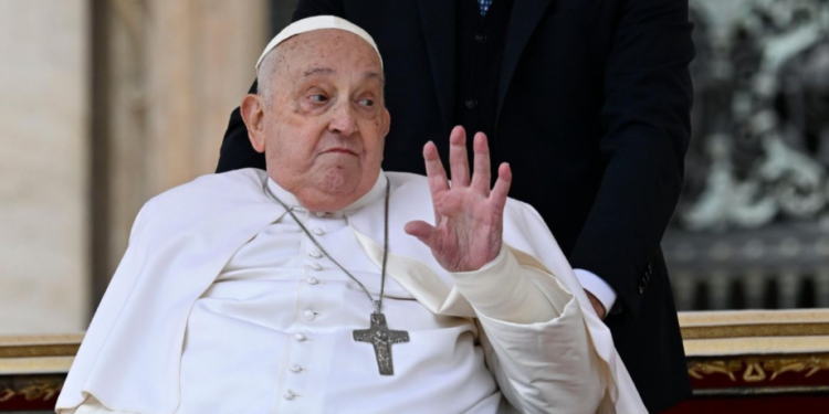 Papa Francisco morre aos 88 anos, informa Vaticano