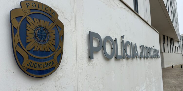 Polícia detém homem belga por submeter família brasileira a trabalho análogo à escravidão em Portugal