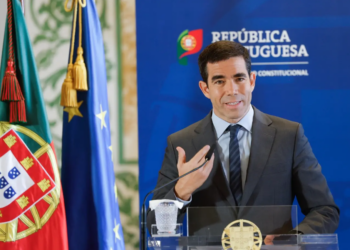 “Antes das eleições antecipadas”. Portugal inicia expulsão de 18 mil imigrantes ilegais