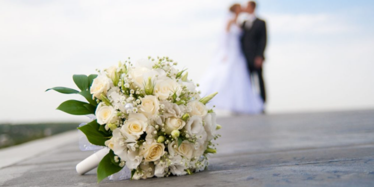 Saiba em quais meses mais acontecem casamentos e nascimentos no Brasil