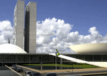 Comissões do Senado aprovam flexibilização do licenciamento ambiental