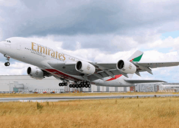 Avião que saiu de Guarulhos, em SP, para Dubai tem problema técnico no ar