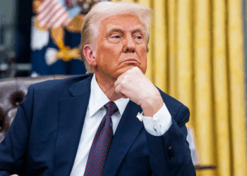 Juiz dos EUA impede governo Trump de anular documentos de 5 mil venezuelanos