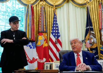 Trump diz que Elon Musk “ficou louco” e ameaça cortar contratos