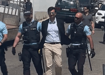 Afonso Gonçalves é detido pela PSP durante manifestação em Odivelas