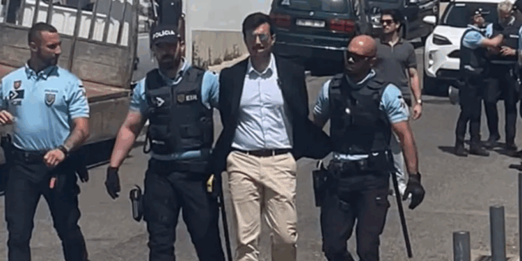 Afonso Gonçalves é detido pela PSP durante manifestação em Odivelas