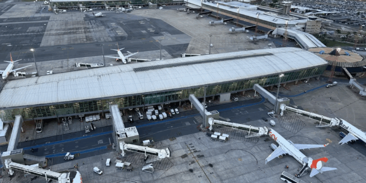 Ministro Alexandre de Moraes manda prender condenados por bomba no aeroporto de Brasília