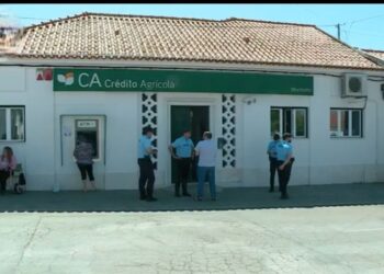 Em plena luz do dia: brasileiros armados assaltam agência bancária em Portugal e causam pânico em cidade tranquila