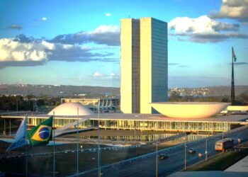 Câmara do Deputados aumenta tempo mínimo para progressão de pena por homicídio