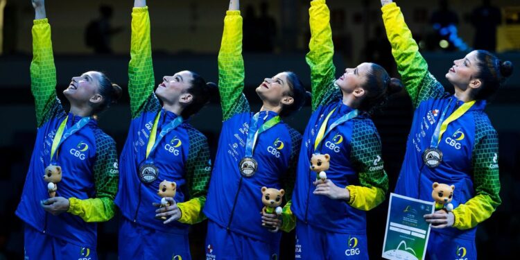 Mundial de ginástica: Brasil conquista prata inédita no conjunto geral