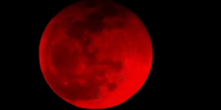“Lua de Sangue”. Eclipse lunar deste domingo, 7 de setembro, será visível parcialmente em Portugal