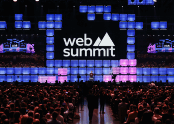 Uso de inteligência artificial na Black Friday ganha destaque em debates no Web Summit Lisboa