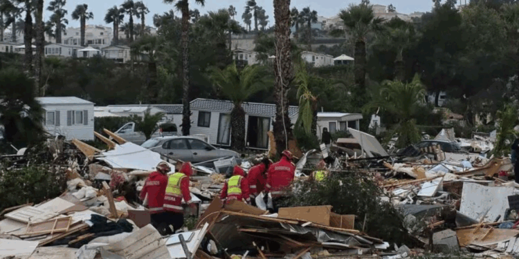Britânica de 85 anos morre durante passagem de tornado em Albufeira, no sul de Portugal