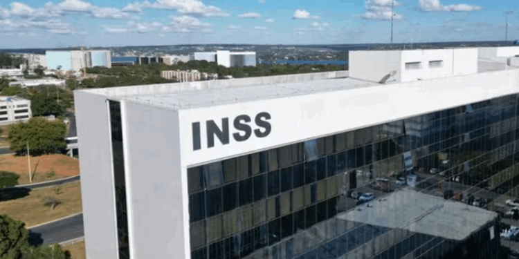 INSS inicia devolução de descontos indevidos a herdeiros e pensionistas
