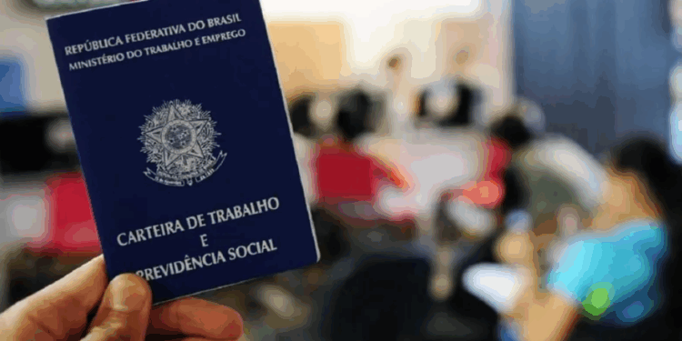 Desemprego no Brasil cai a 5,4% e atinge menor nível da série histórica