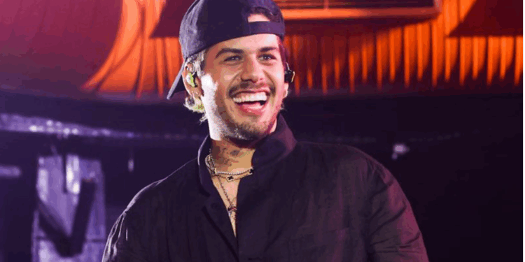 Zé Felipe inicia turnê internacional com shows em Angola e Portugal