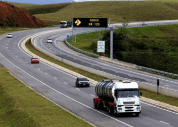 Greve dos caminhoneiros no Brasil fracassa e rodovias seguem sem bloqueios