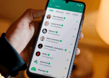 Brasileiro está falando menos de política no WhatsApp, mostra estudo