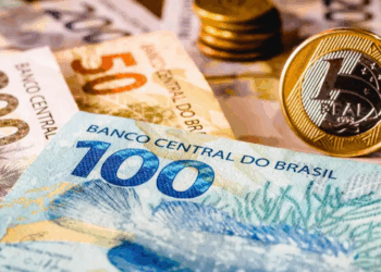Novo salário mínimo de R$ 1.621 entra em vigor no Brasil em 2026