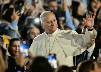 Papa faz apelo por paz e dignidade do povo venezuelano diante da crise