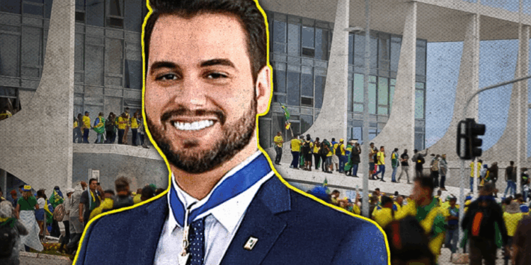 Moraes manda prender Filipe Martins, ex-assessor de Bolsonaro
