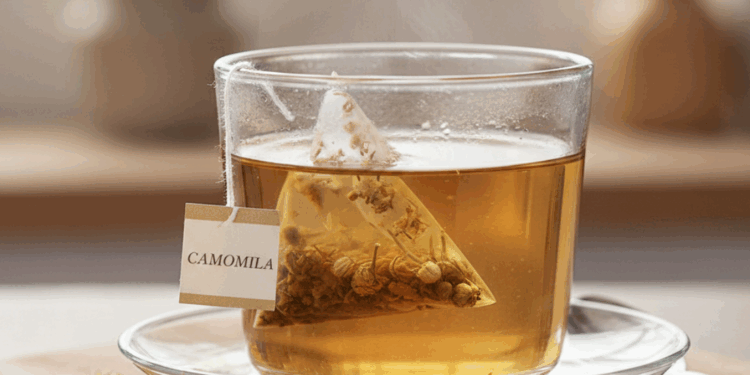 Anvisa manda recolher lote e proíbe venda de chá de camomila da Água da Serra