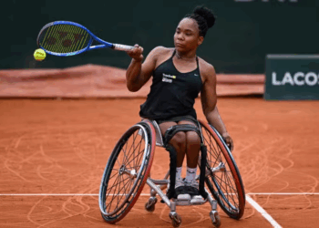 Vitória Miranda é eleita a melhor tenista jovem da temporada 2025