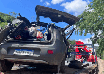 Acidente na BR‑381 em Jaguaraçu (MG) mata três da mesma família e deixa criança ferida