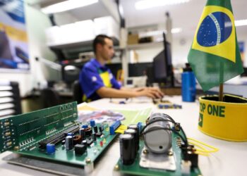 Ensino técnico avança no Brasil e matrículas crescem mais de 68% em cinco anos