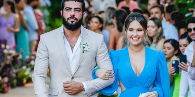 Esposa de cantor sertanejo é presa nos Estados Unidos após desobedecer ordem policial