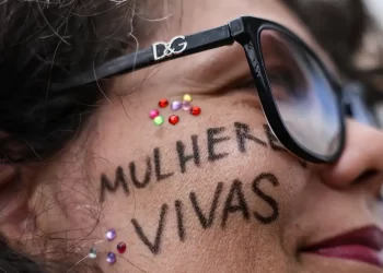 Três Poderes lançam pacto para enfrentamento ao feminicídio no Brasil