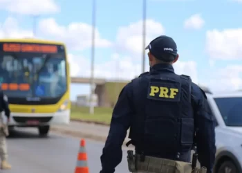 PRF inicia Operação Carnaval 2026 com reforço na fiscalização das rodovias federais