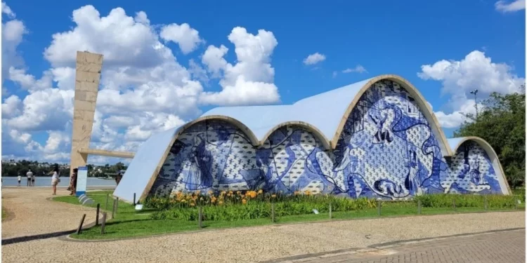 Turismo em Minas Gerais registra avanço consecutivo e se destaca no país