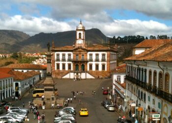 Minas Gerais atrai turistas em 2026 com crescimento na hotelaria, eventos culturais e roteiros de ecoturismo