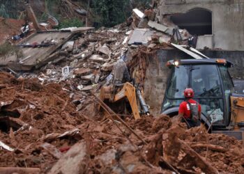 Chuvas em Minas Gerais deixam 30 mortos e quase 40 desaparecidos