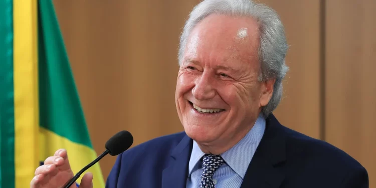 Ex-ministro Ricardo Lewandowski comprou imóvel de alvo da PF por R$ 9,4 milhões