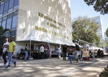 Governo libera mais R$ 3,9 bi para pagar saque-aniversário do FGTS