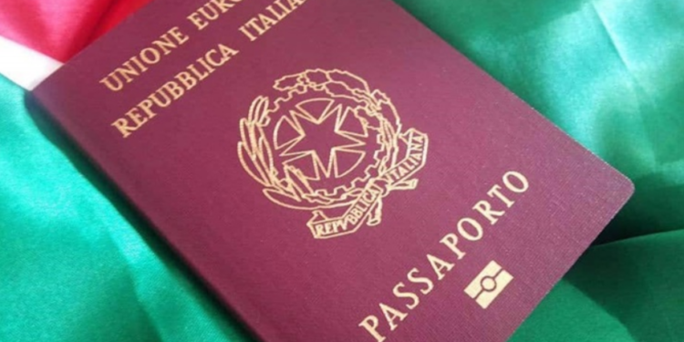 Justiça italiana mantém lei que restringe concessão de cidadania italiana a estrangeiros