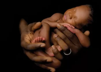 Brasil; Supremo Tribunal Federal garante nacionalidade brasileira a filhos adotivos nascidos no exterior