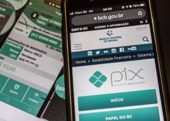 EUA intensificam pressão contra o Pix e elevam tensão comercial com o Brasil